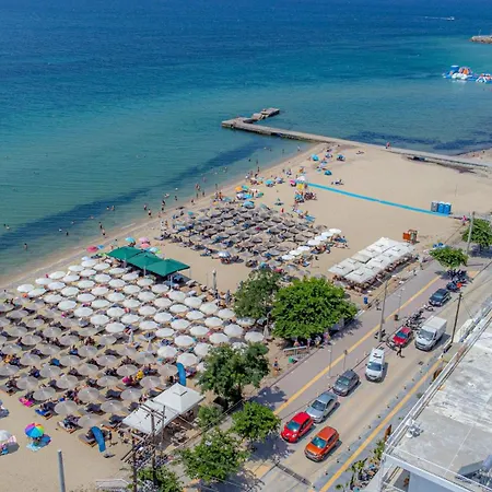 Poseidon's Balcony By Infinity Appartement