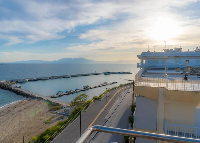 Poseidon's Balcony By Infinity דירה Nea Kallikrateia