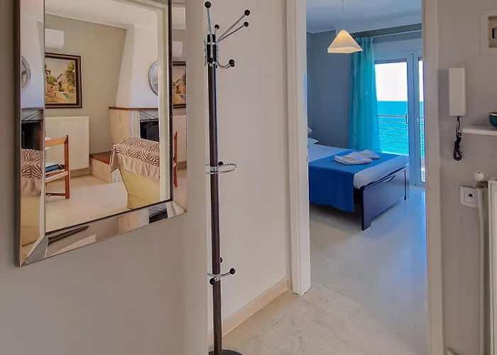 Poseidon's Balcony By Infinity דירה Nea Kallikrateia