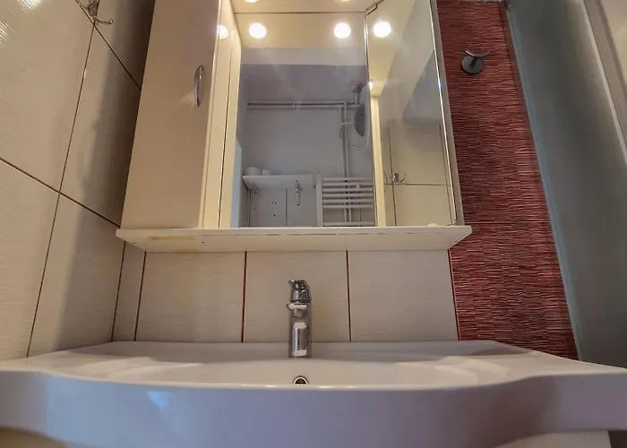 Poseidon's Balcony By Infinity דירה