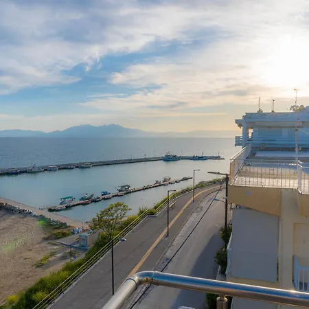 Poseidon's Balcony By Infinity Apartment Nea Kallikrateia